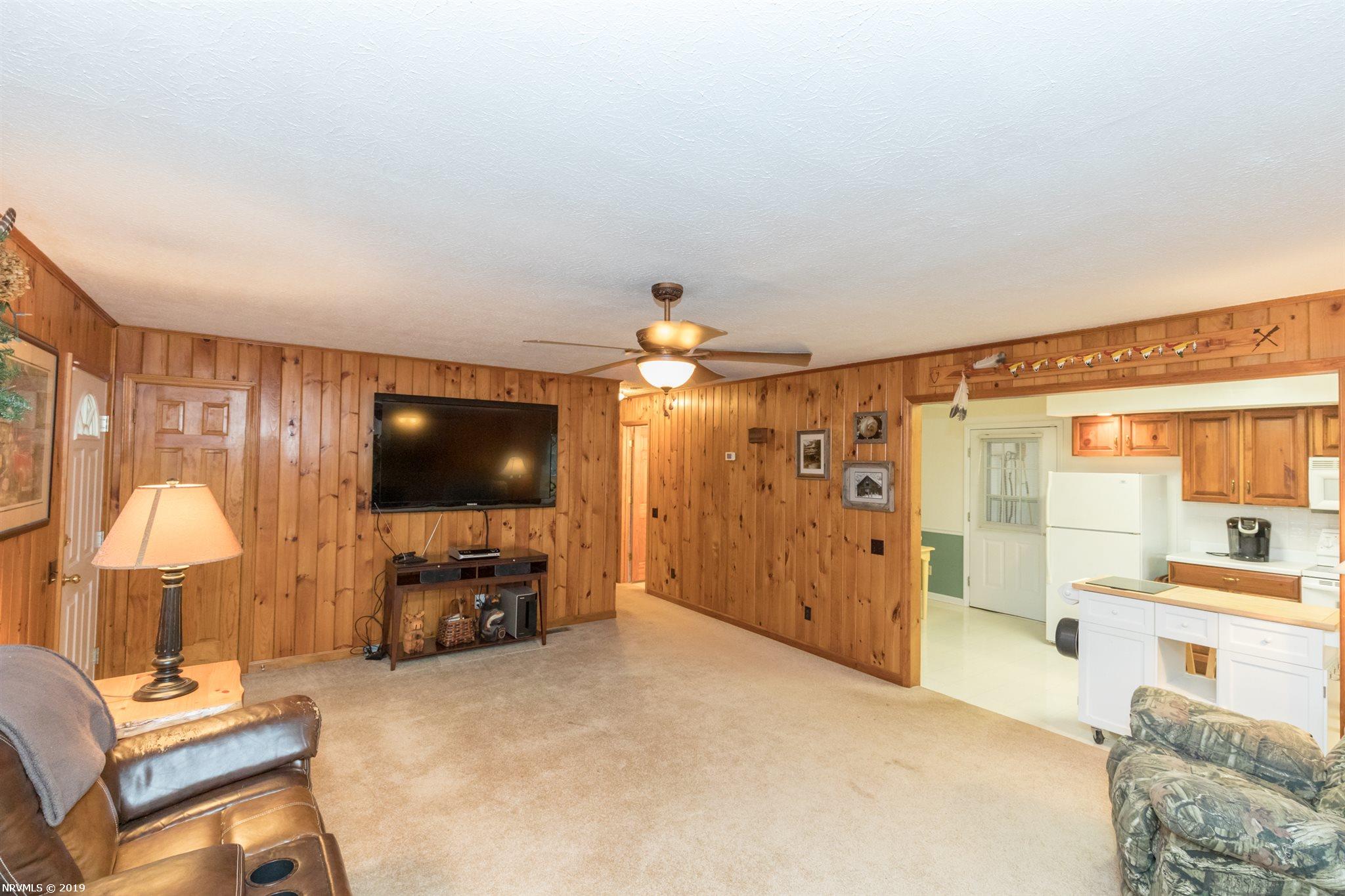 887 Colonial Road Fancy Gap, VA 24328 - Photo 24 of 105 Gallery Image 24