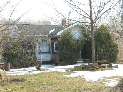 6561 Hathaway Road Cleveland, OH 44125 - Photo 1 of 1
