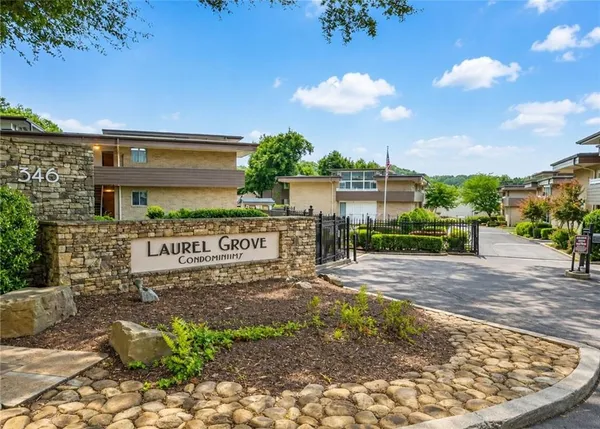 $2,000 | 346 Carpenter Drive Northeast, Unit 39, Atlanta, GA 30328