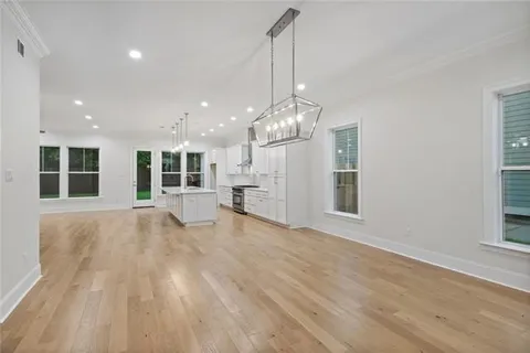 $690,000 | 14 Magnolia Place, Jefferson, LA 70121