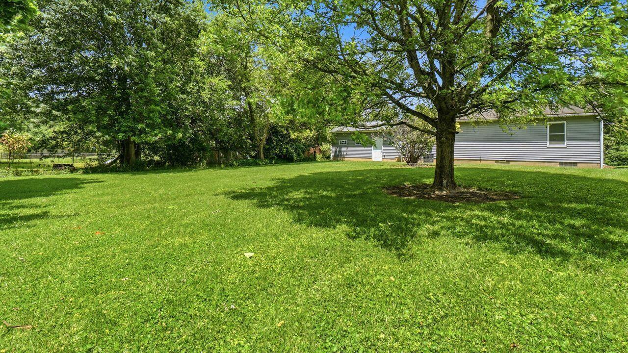 4432 White Road Centerburg, OH 43011 - Photo 35 of 37