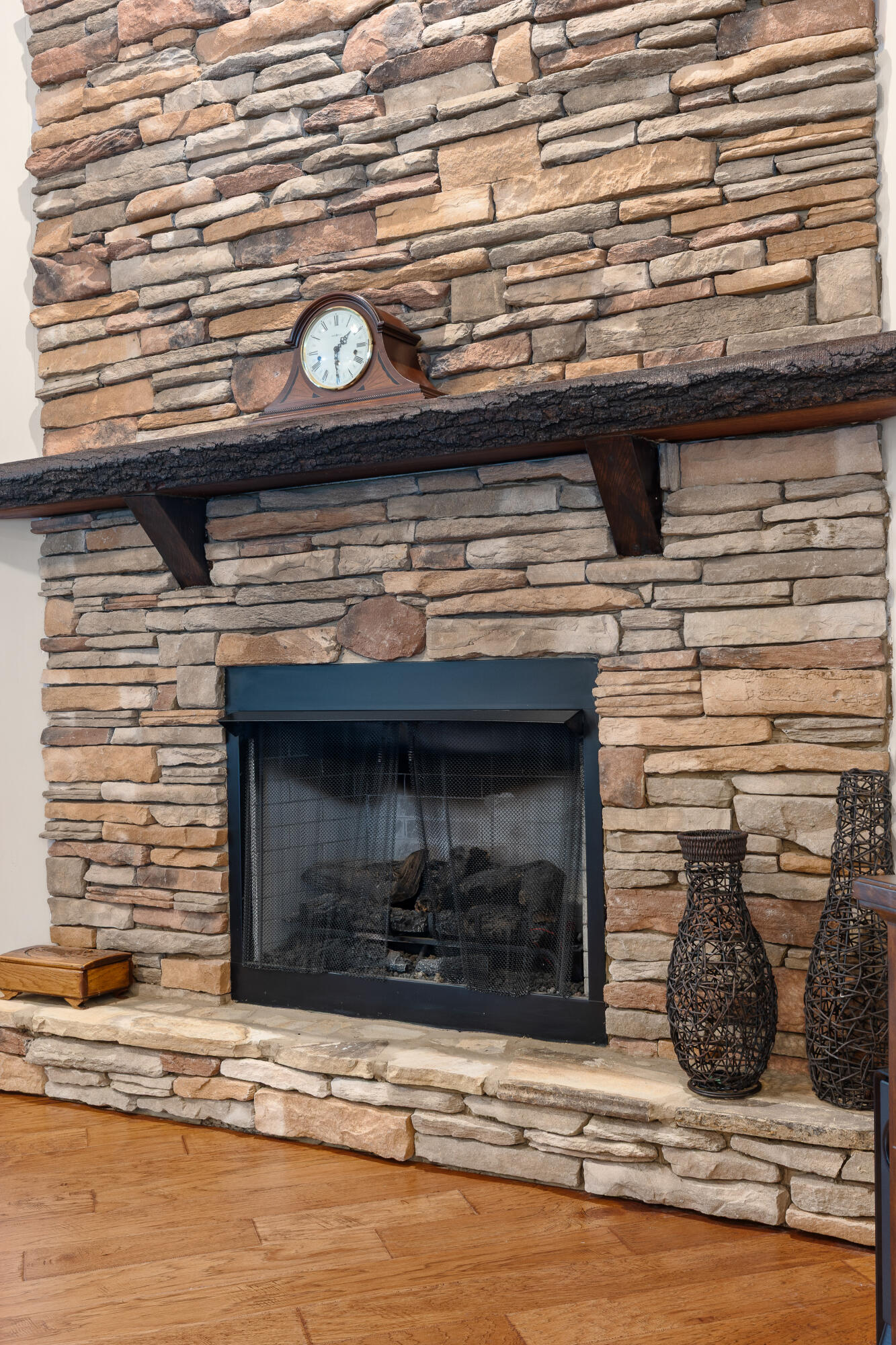 46 West Acorn Drive Rock Spring, GA 30739 - Photo 12 of 41 18-46 W Acorn Dr-17