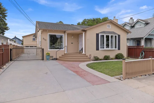 $1,999,999 | 233 Rigg Street, Santa Cruz, CA 95060