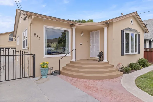 $1,999,999 | 233 Rigg Street, Santa Cruz, CA 95060