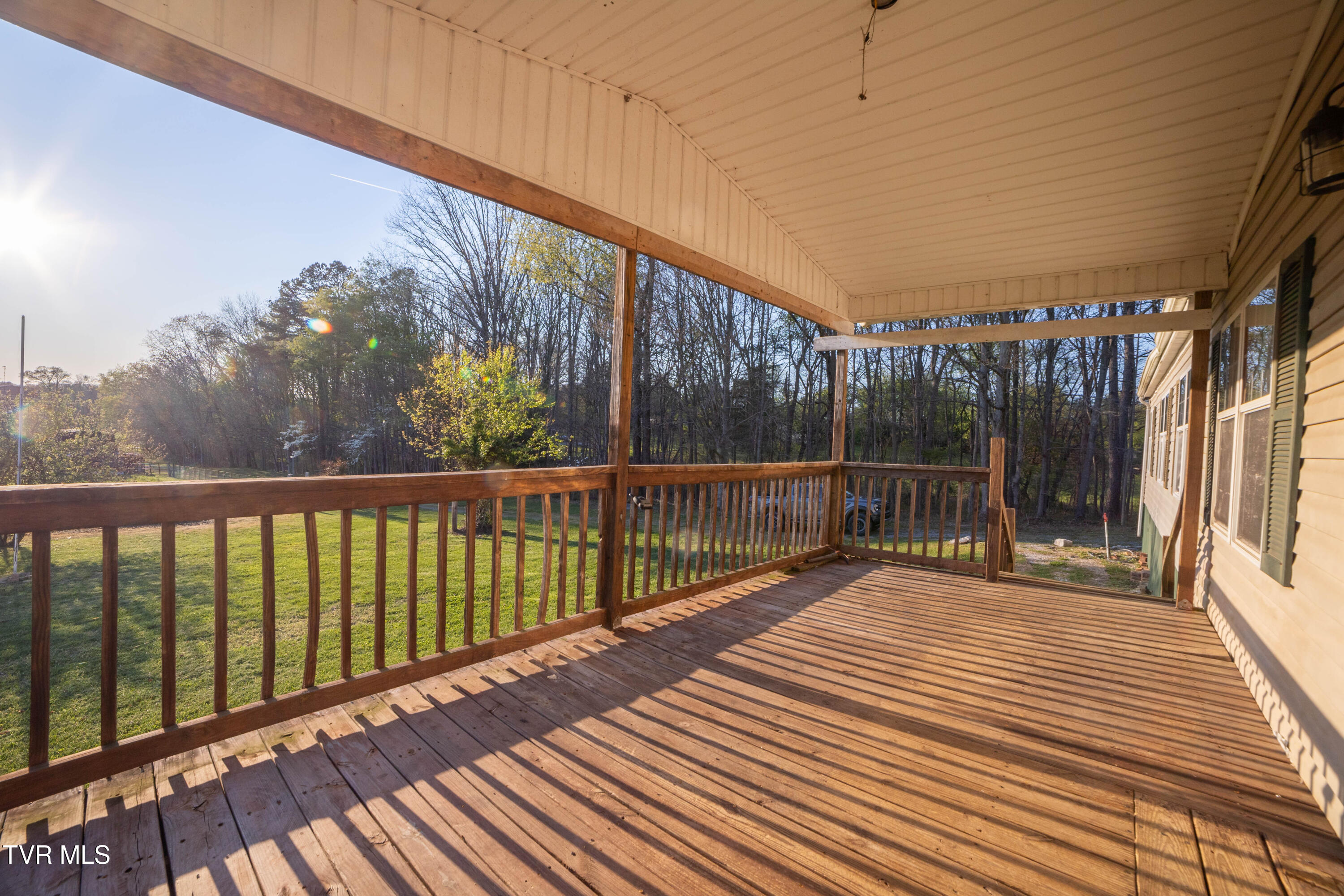 55 Kay Miller Lane Chuckey, TN 37641 - Photo 38 of 38 Front Porch View