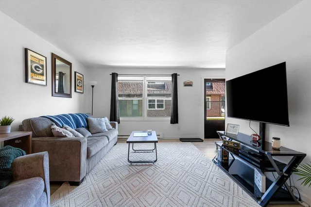 $149,900 | 2130 Elm View Drive, Unit F, Green Bay, WI 54304