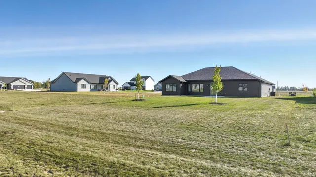 $384,900 | 1333 Zenos Boulevard, Fort Wayne, IN 46818