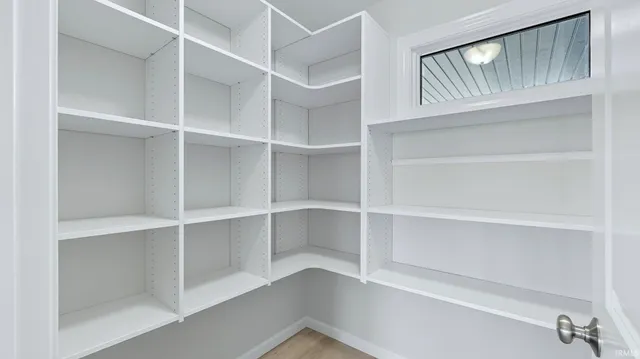 $384,900 | 1333 Zenos Boulevard, Fort Wayne, IN 46818