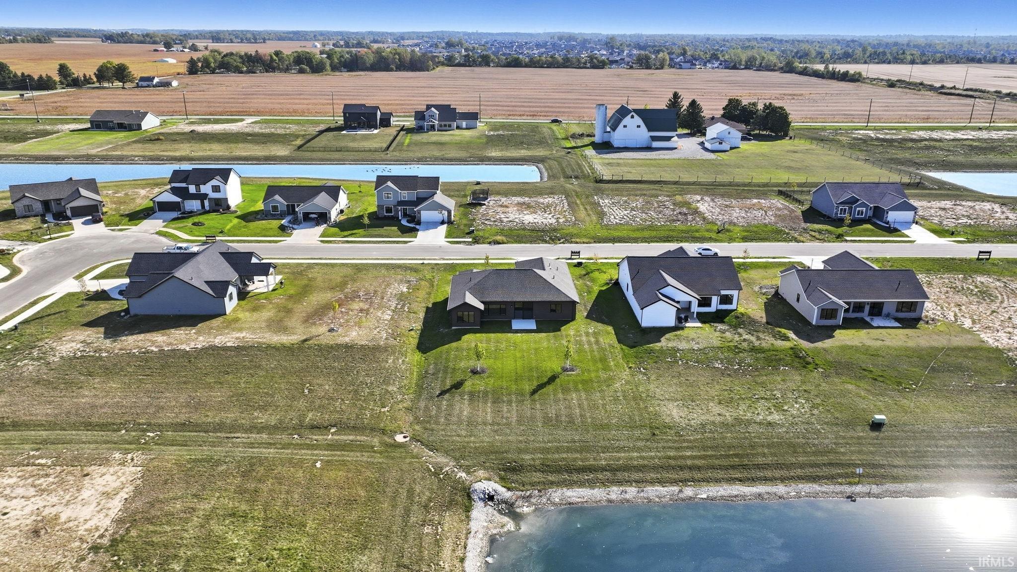 1333 Zenos Boulevard Fort Wayne, IN 46818 - Photo 4 of 36