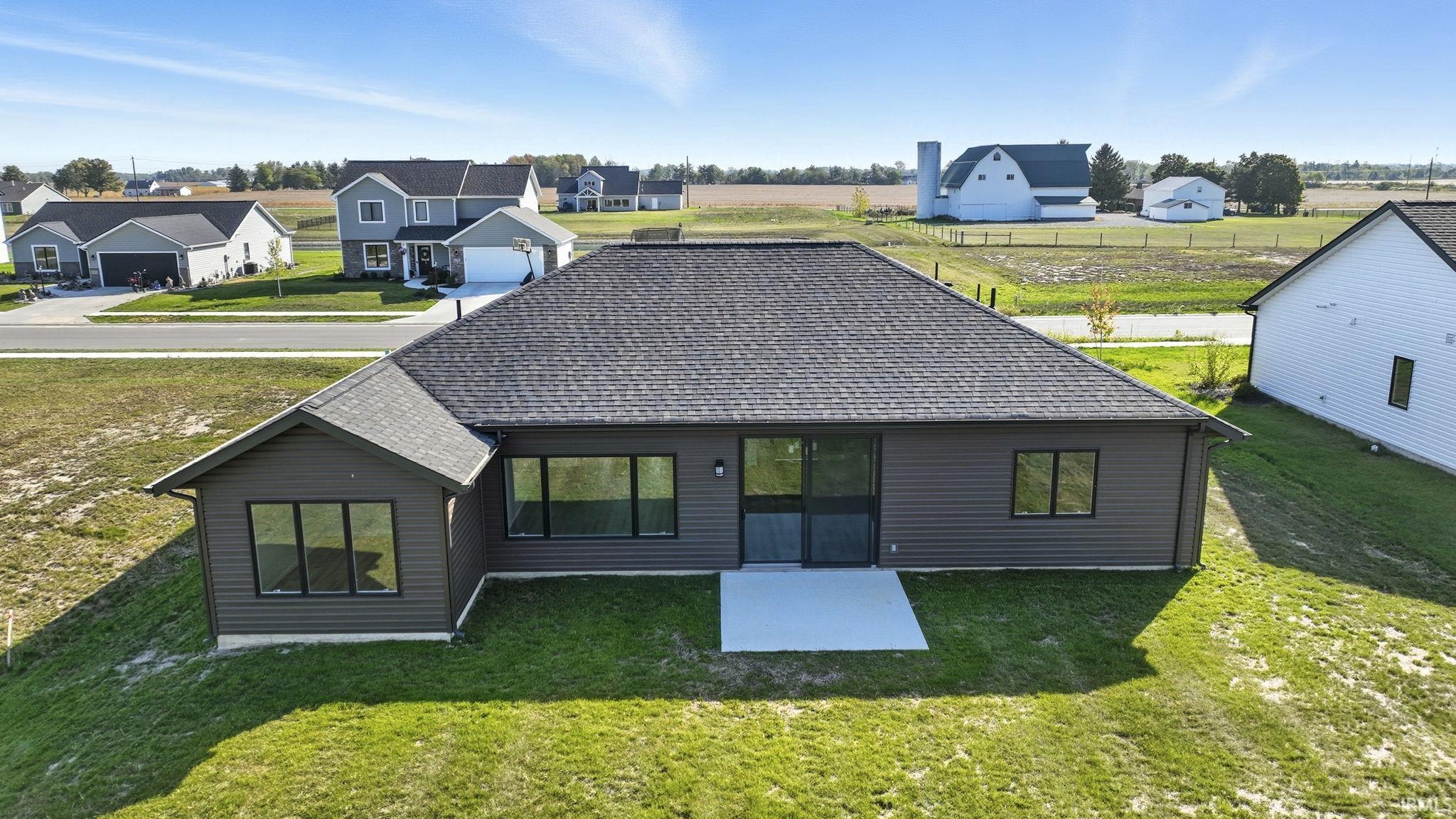 1333 Zenos Boulevard Fort Wayne, IN 46818 - Photo 5 of 36