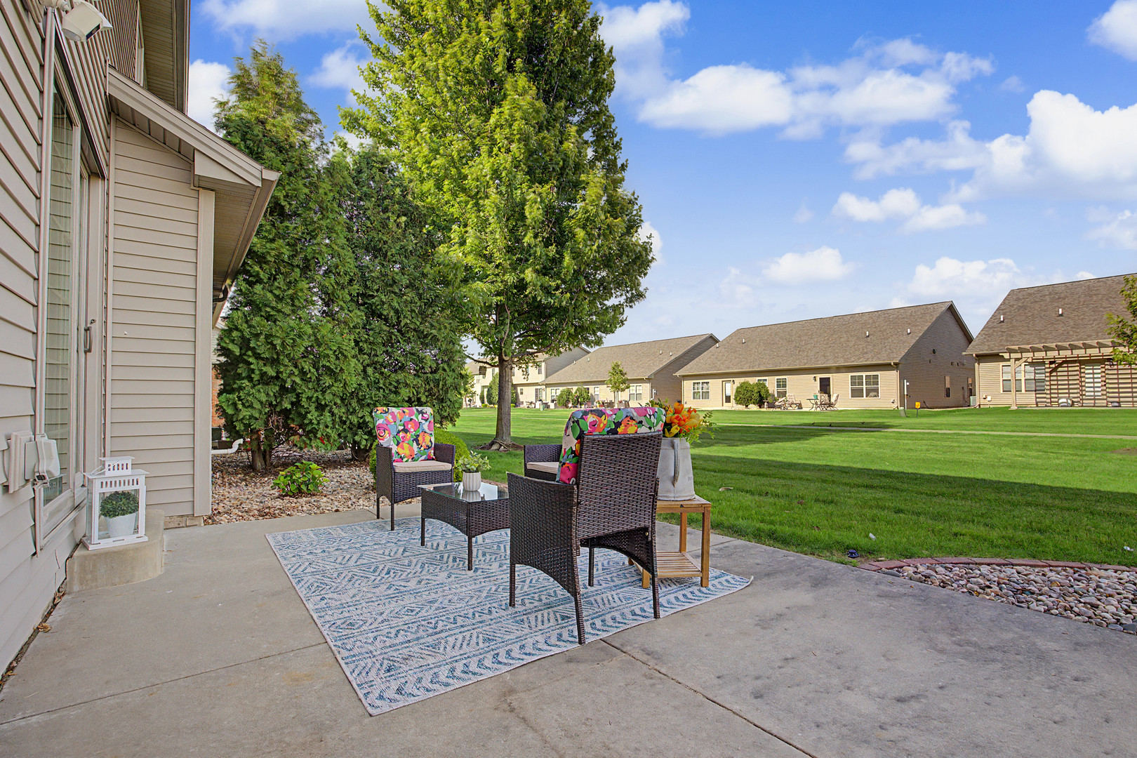 1724 Dunraven Road Bloomington, IL 61704 - Photo 29 of 36
