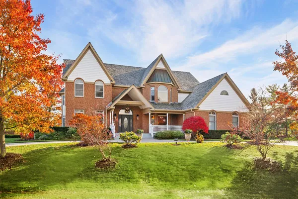 4588 Pamela Court, Long Grove, IL 60047