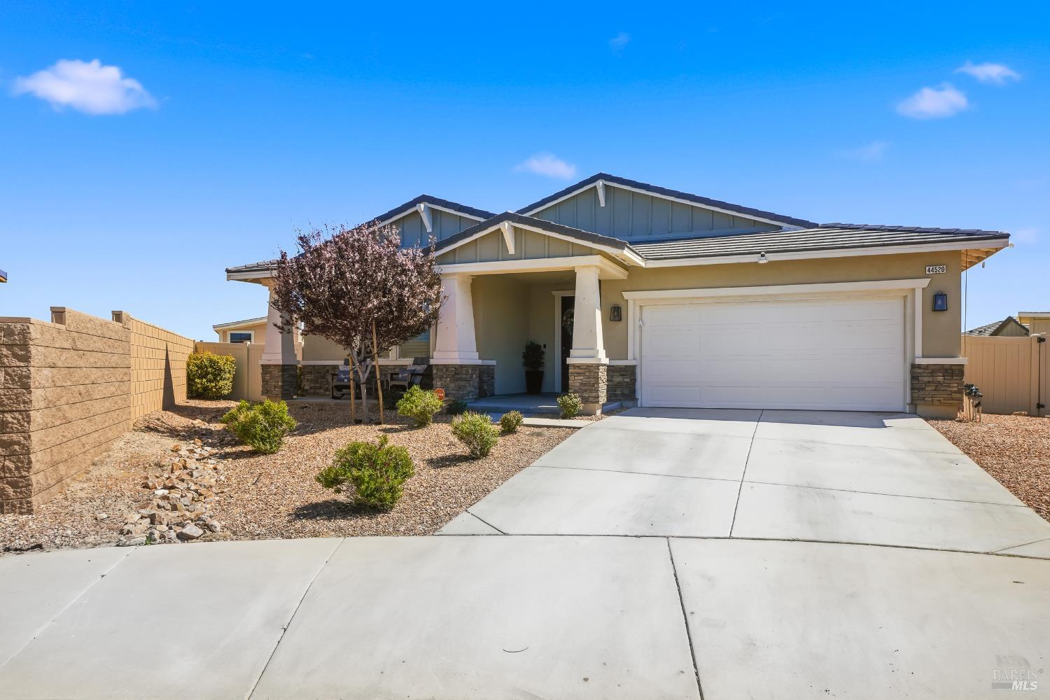 44520 Freer Way Lancaster, CA 93536 - Photo 4 of 60