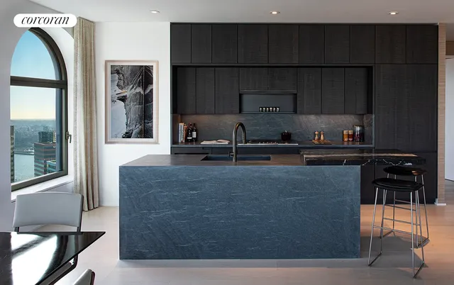 $3,595,000 | 130 William Street, Unit 43C | Financial District