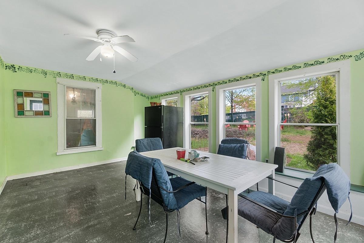 92 Sullivan Street Berwick, ME 03901 - Photo 5 of 43 92 Sullivan Street Berwick Maine_0006_ML