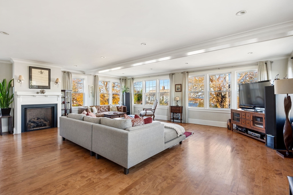 77 Salisbury Street Hull, MA 02045 - Photo 8 of 18