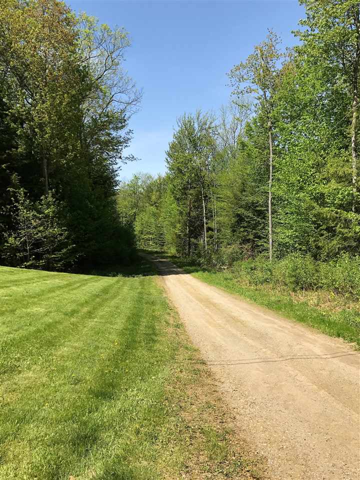 102 Four Rod Road Rochester, NH 03867 - Photo 4 of 24