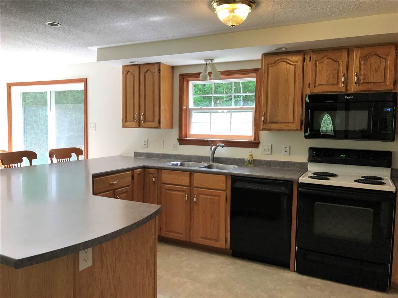 102 Four Rod Road Rochester, NH 03867 - Photo 6 of 24
