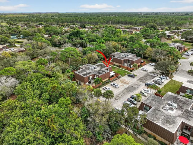 $280,000 | 5612 Southeast Riverboat Drive, Unit 104, Stuart, FL 34997