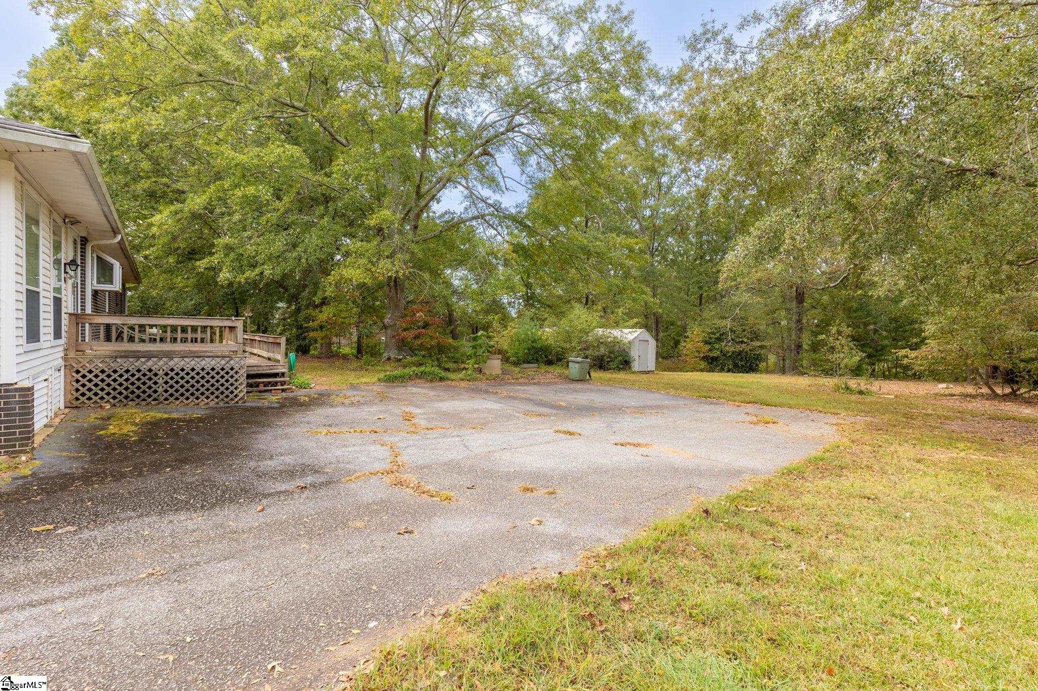1212 West Georgia Road Simpsonville, SC 29680 - Photo 8 of 36