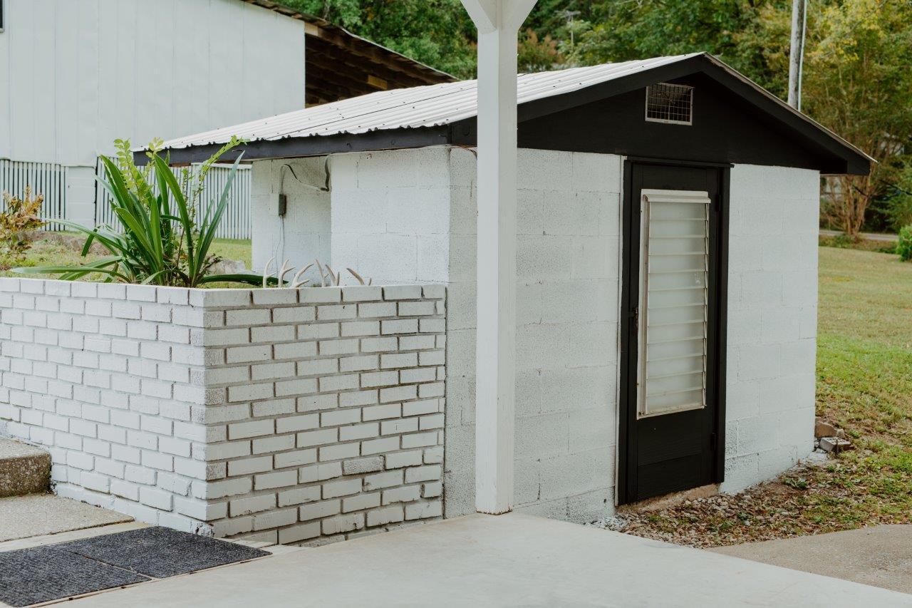 202 Keith Road Tunnel Hill, GA 30755 - Photo 11 of 100 Well House