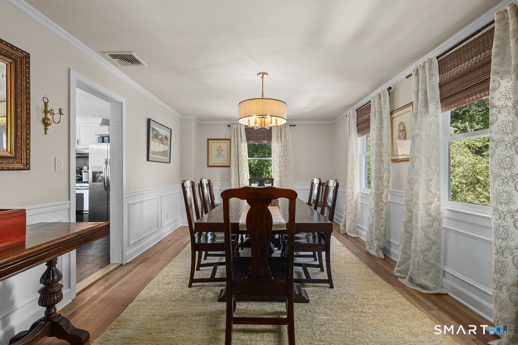 24 Island Hill Avenue Ridgefield, CT 06877 - Photo 8 of 40