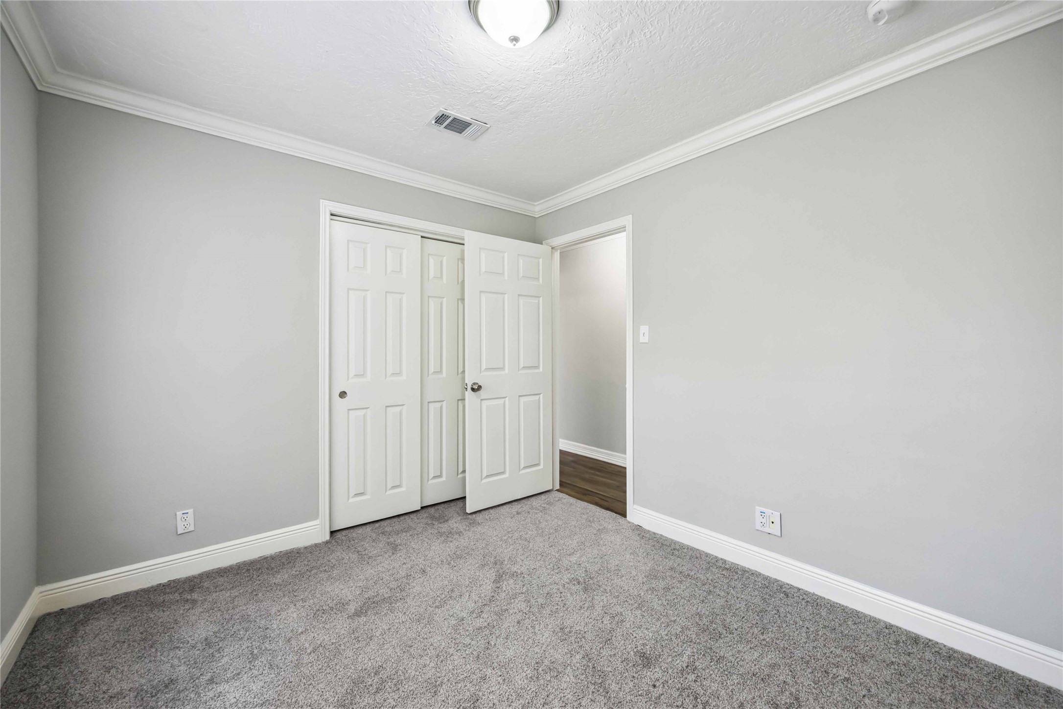 7150 Mobud Drive Houston, TX 77074 - Photo 20 of 29 a view of an empty room