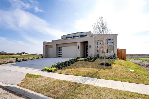 $750,000 | 213 Lantern Ridge Drive, Aledo, TX 76008