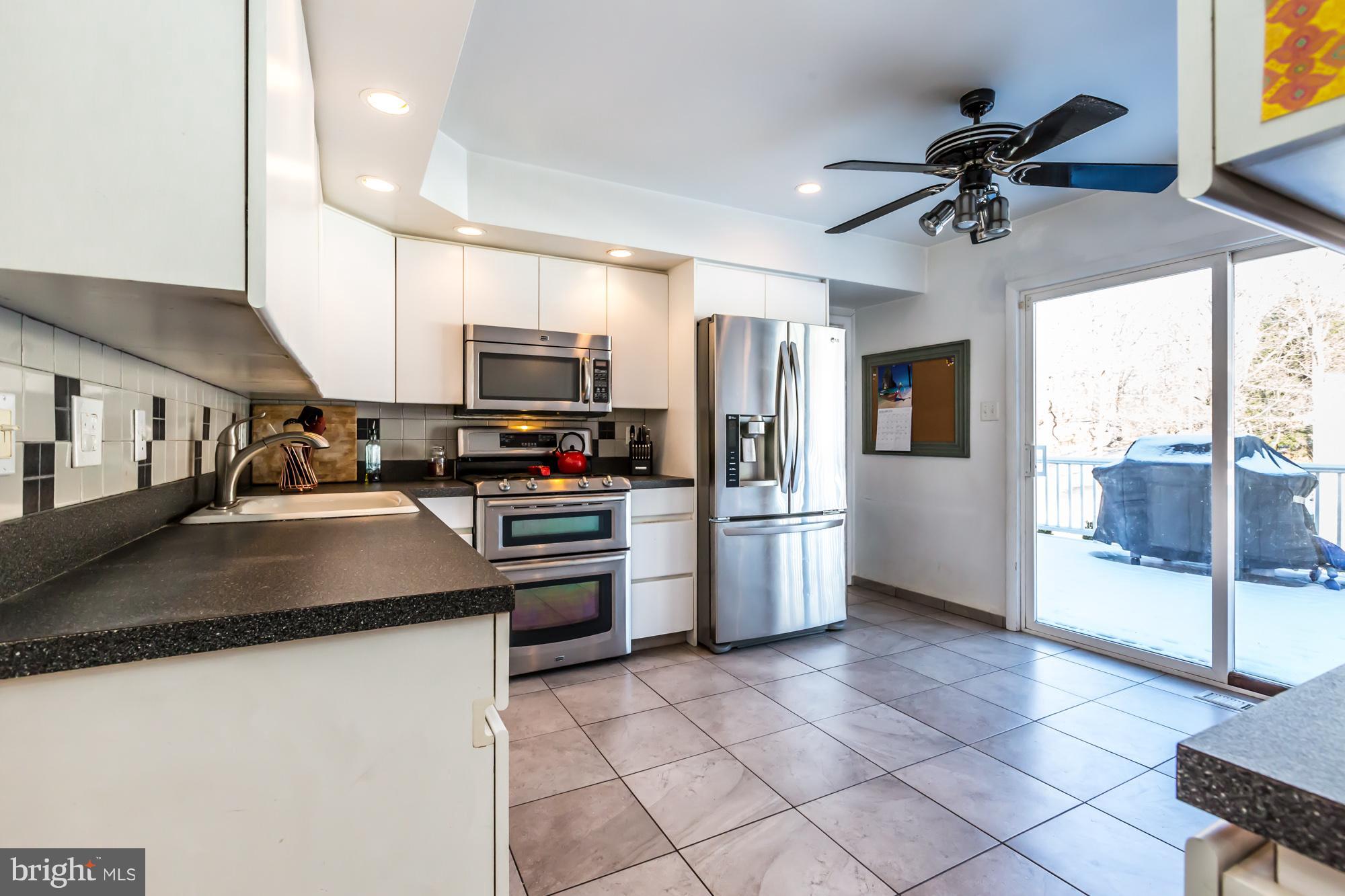 405 Ellis Road Havertown, PA 19083 - Photo 8 of 25