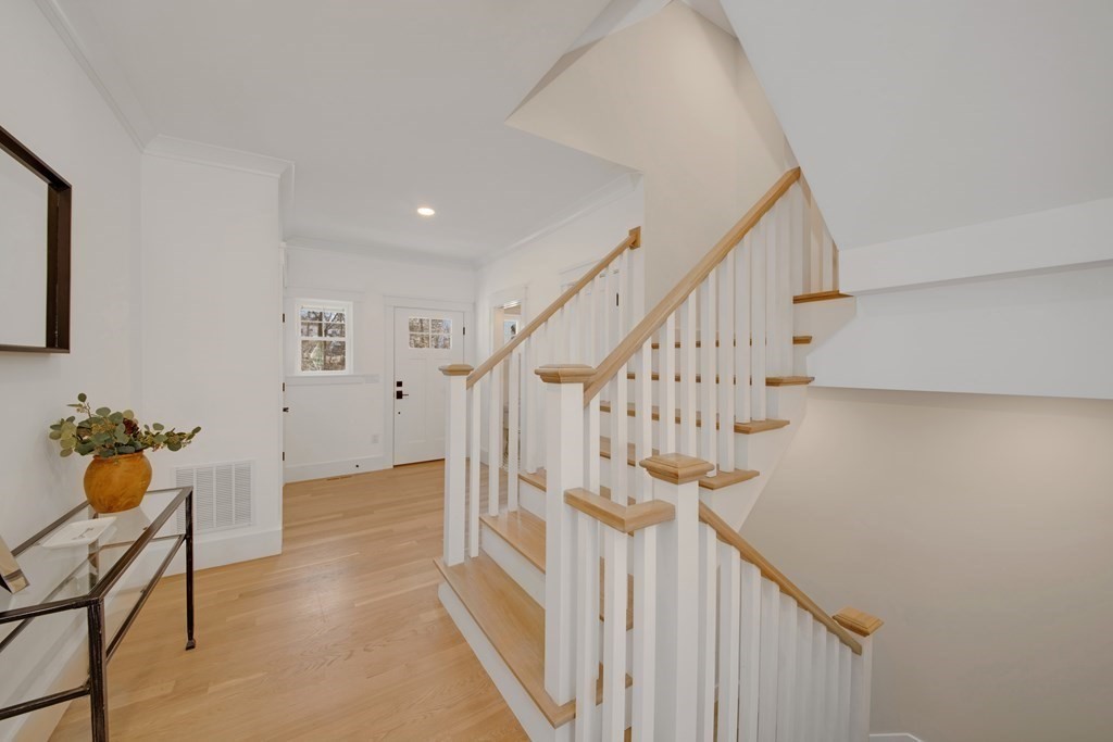 401 Albemarle Road, Unit 2 Newton, MA 02460 - Photo 15 of 42
