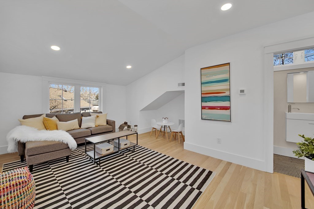 401 Albemarle Road, Unit 2 Newton, MA 02460 - Photo 32 of 42