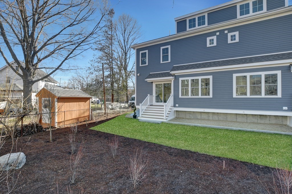 401 Albemarle Road, Unit 2 Newton, MA 02460 - Photo 39 of 42