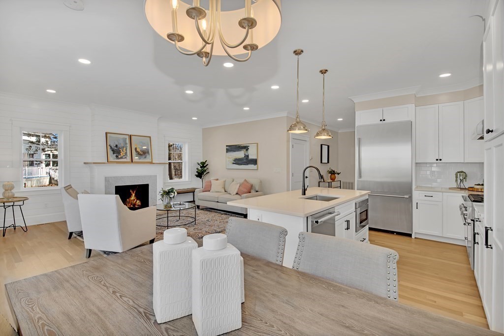 401 Albemarle Road, Unit 2 Newton, MA 02460 - Photo 9 of 42