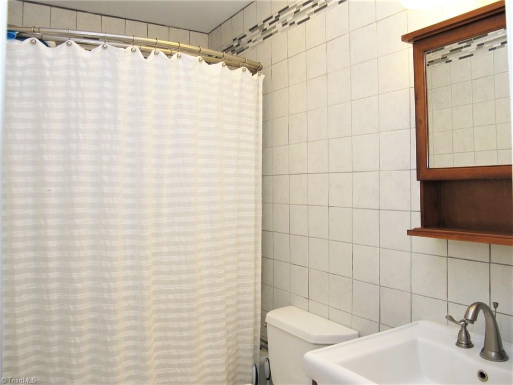 7999 Bartonshire Drive Oak Ridge, NC 27310 - Photo 11 of 11 Gallery Image 11
