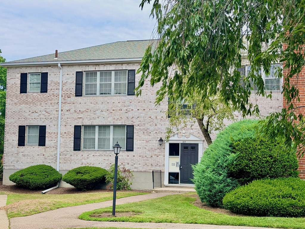 185 Lake Shore Road, Unit 1 Boston, MA 02135 - Photo 16 of 21