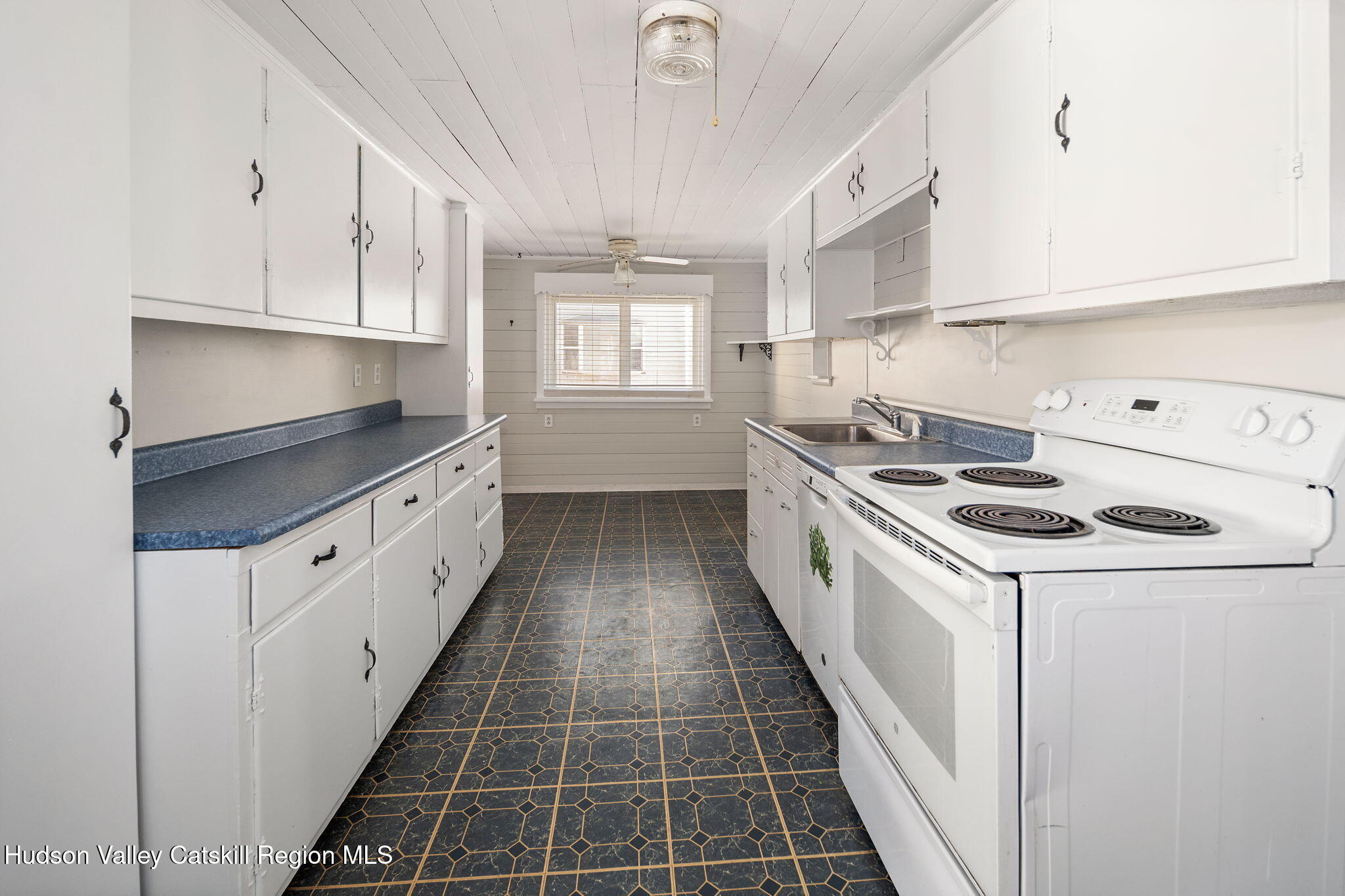 232 Main Street Middleburgh, NY 12122 - Photo 20 of 62 20-232MainSt_17