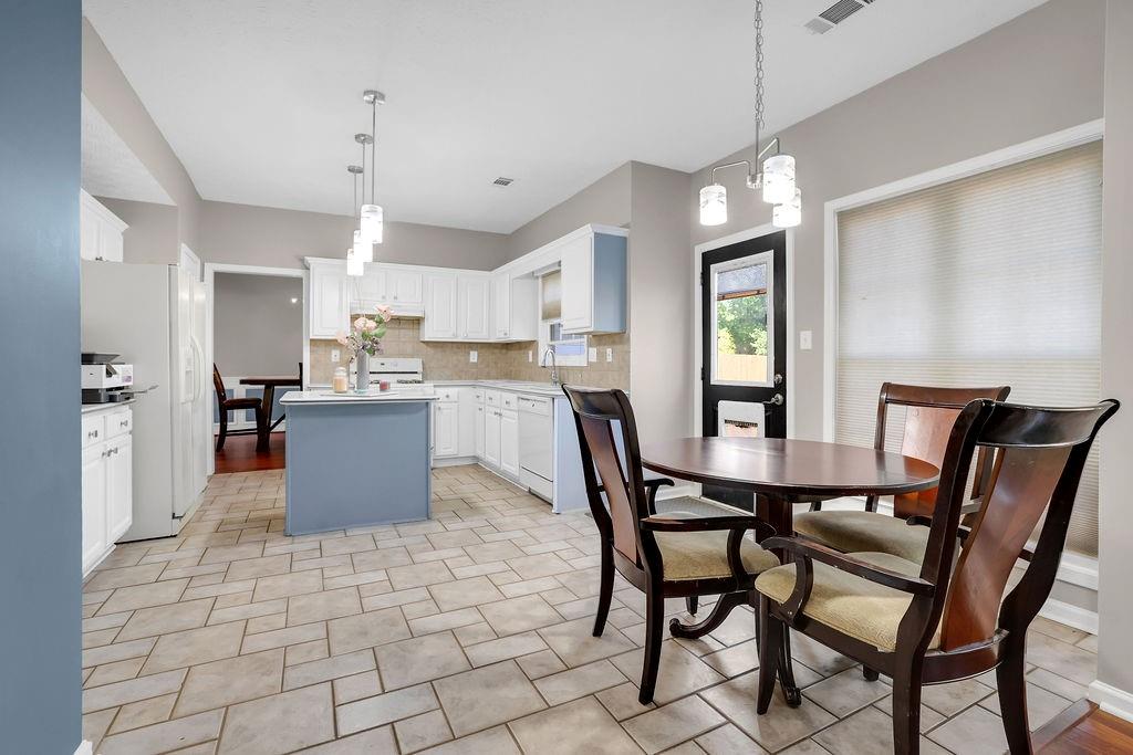 5425 Taylor Road Alpharetta, GA 30022 - Photo 12 of 36