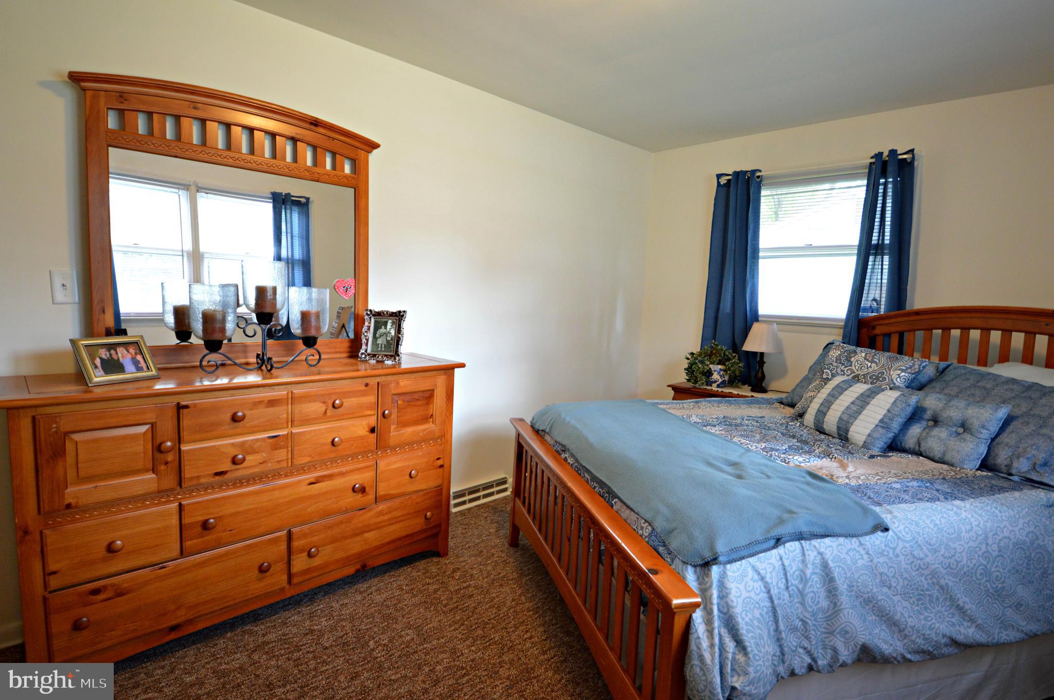 517 Yorktown Road Lancaster, PA 17603 - Photo 14 of 19 Bedroom 2