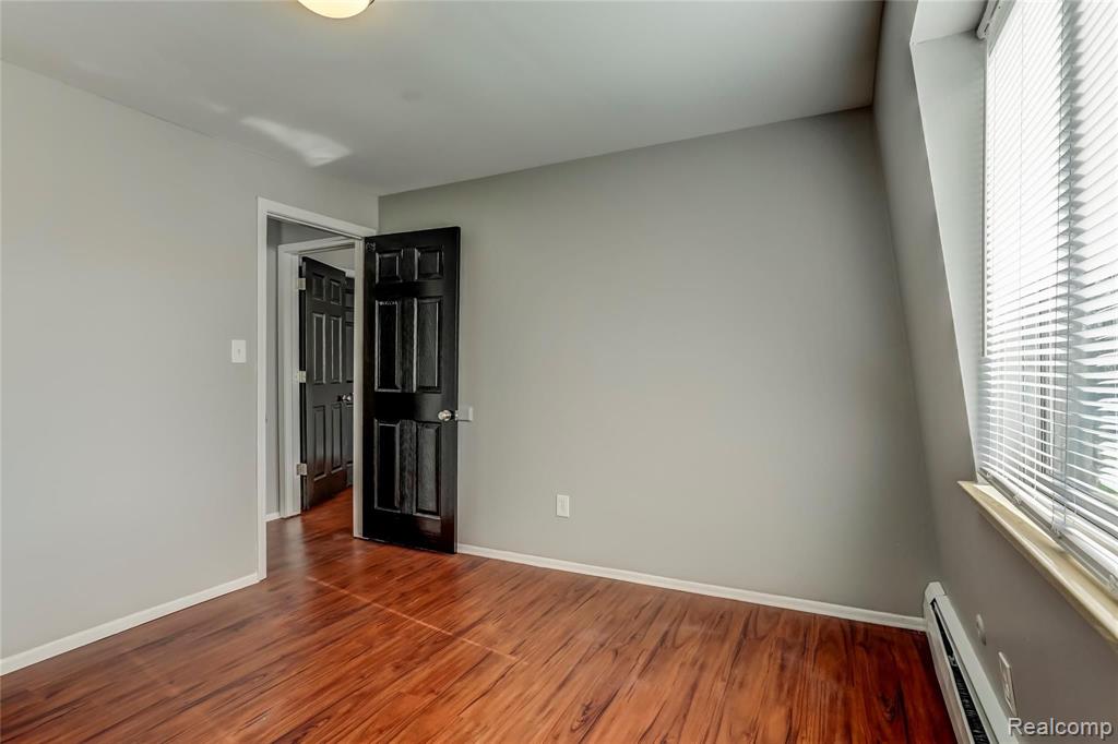 2173 Decker Road, Unit 46 Walled Lake, MI 48390 - Photo 11 of 14
