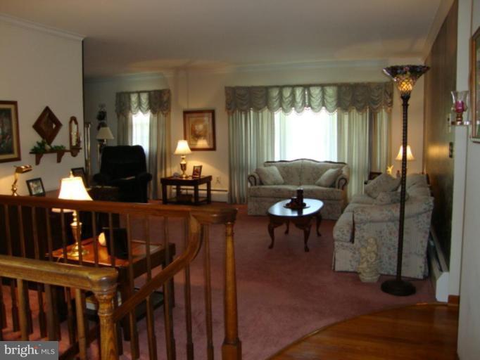 5556 Catholic Church Road Jefferson, MD 21755 - Photo 12 of 20 Living Room #2