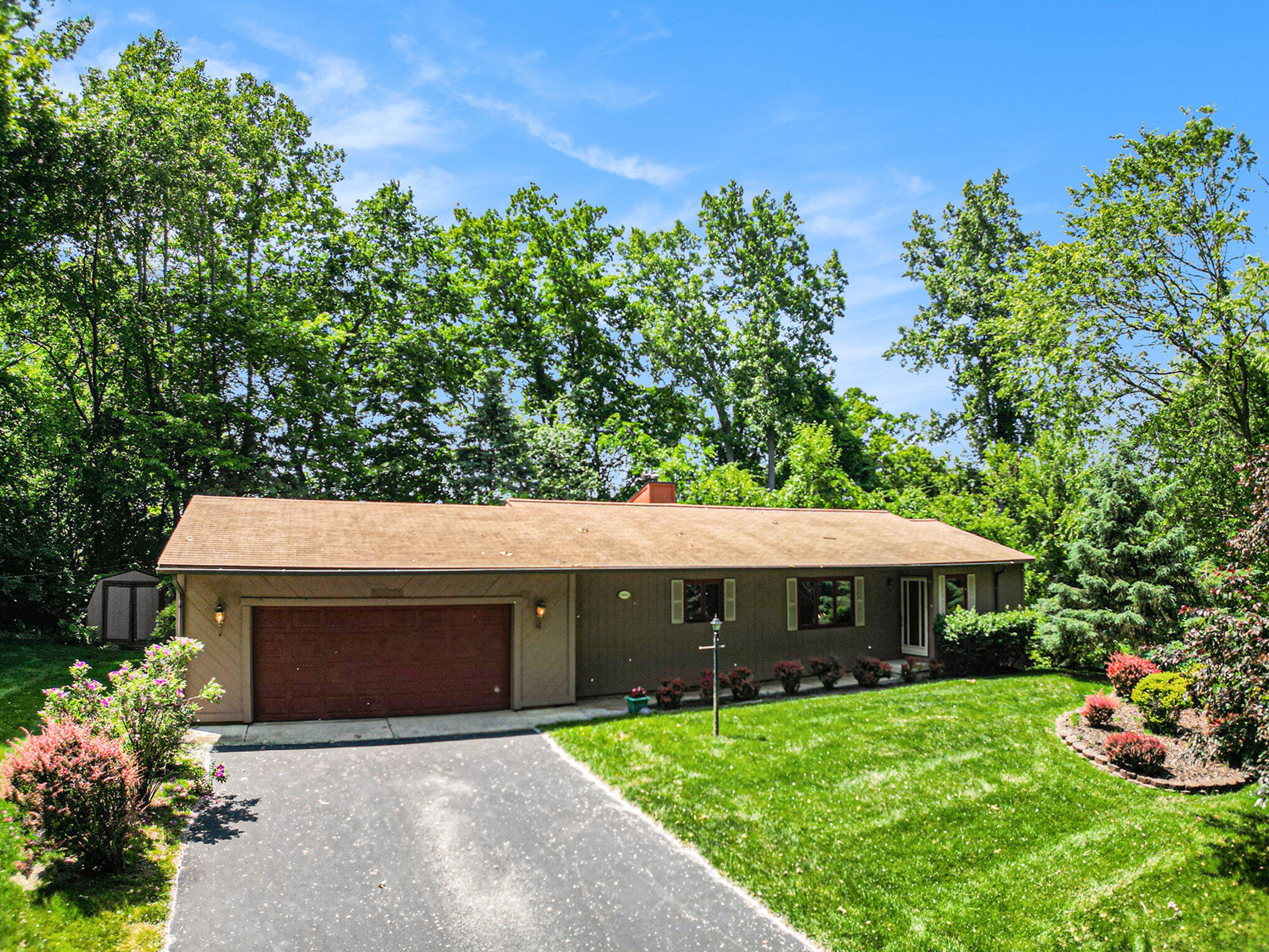 4104 Rurik Drive Howell, MI 48843 - Photo 34 of 39 034_dji_0214_631