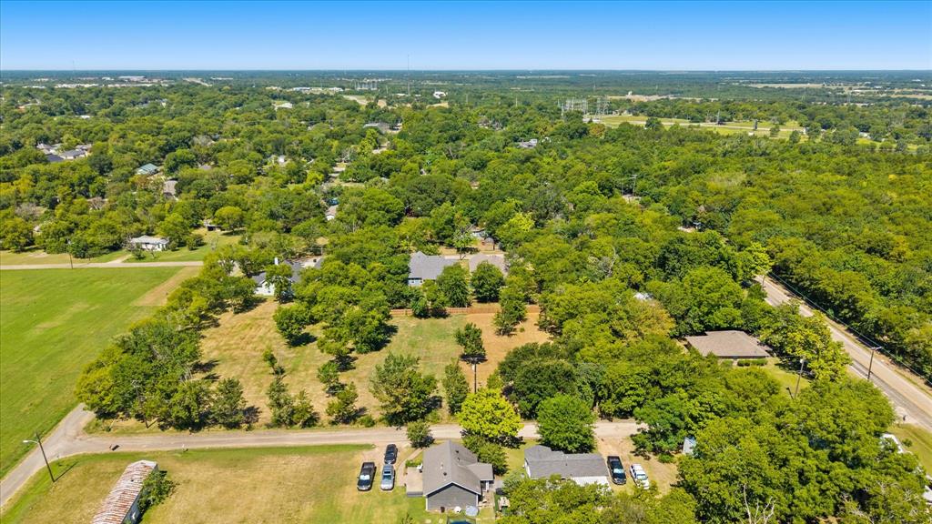 405 3rd Street Commerce, TX 75428 - Photo 14 of 26 a view of city with ocean