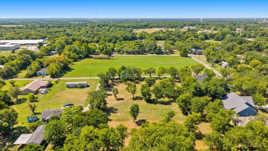 405 3rd Street Commerce, TX 75428 - Photo 21 of 26 a view of a city