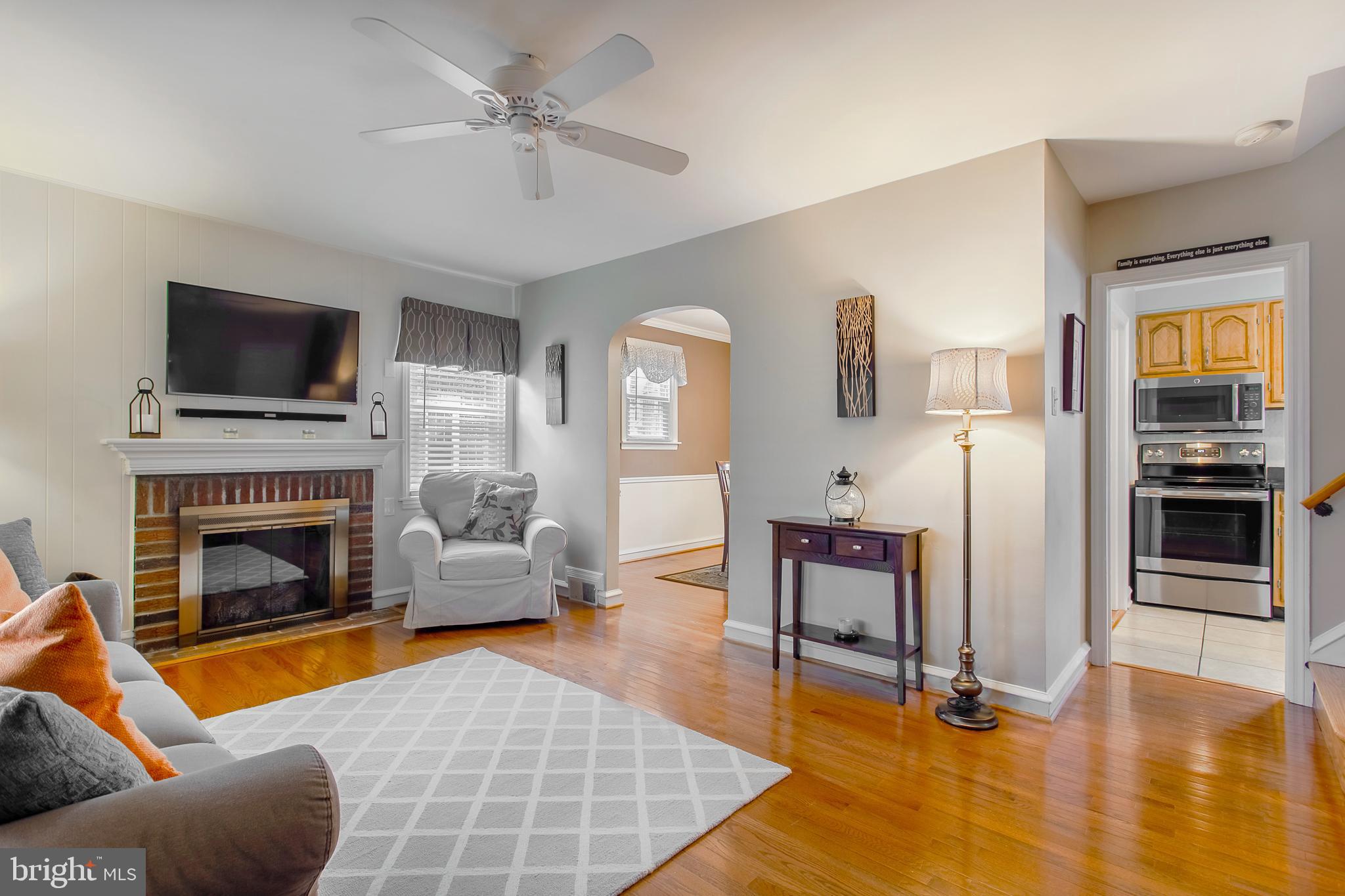 405 North Manoa Road Havertown, PA 19083 - Photo 3 of 20