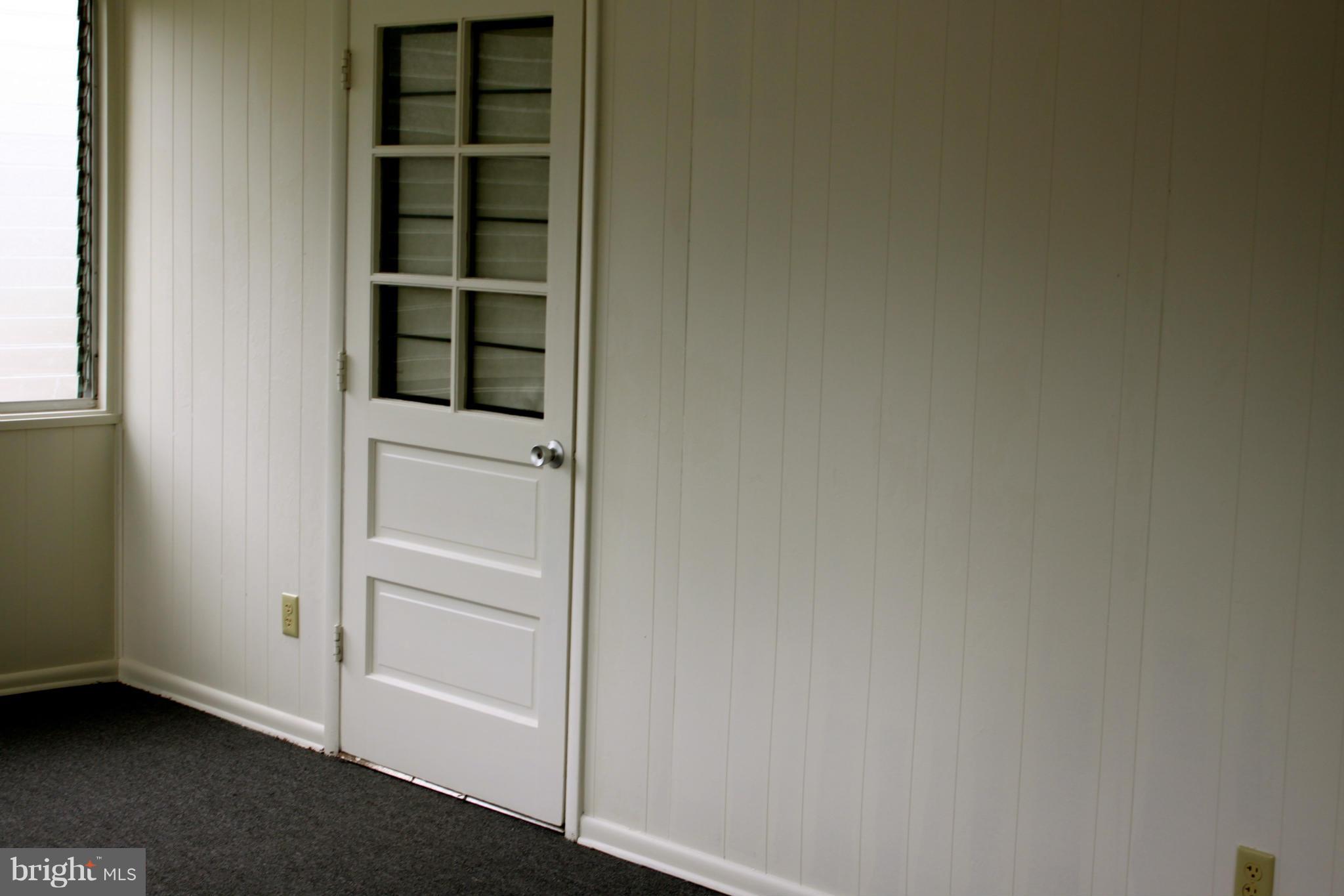 8111 Frye Road Alexandria, VA 22309 - Photo 8 of 17 Interior (General)