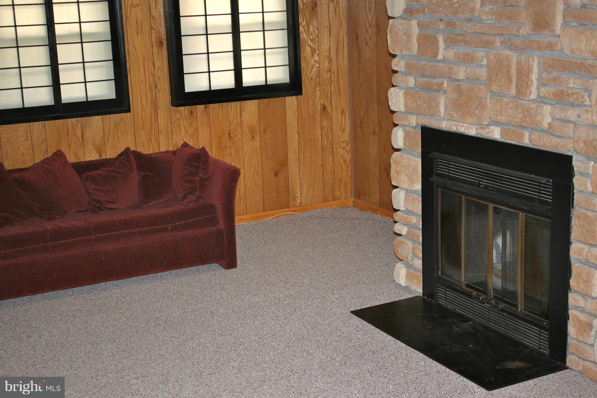 8111 Frye Road Alexandria, VA 22309 - Photo 10 of 17 Family Room
