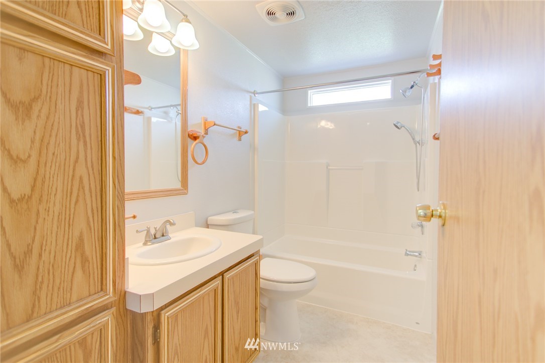 3822 Rd F Northeast Moses Lake, WA 98837 - Photo 18 of 25 Gallery Image 18