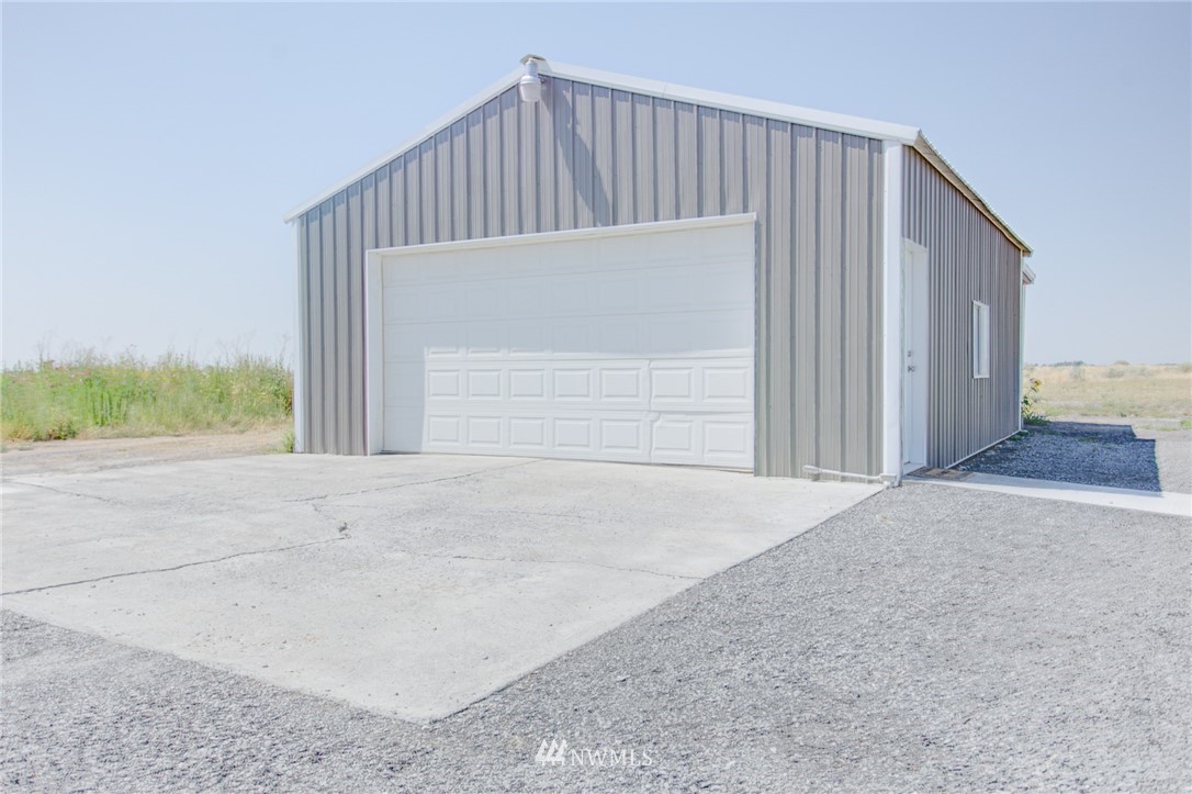 3822 Rd F Northeast Moses Lake, WA 98837 - Photo 9 of 25 Gallery Image 9