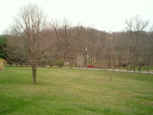 106 Hixon Road Eighty Four, PA 15330 - Photo 3 of 7 Gallery Image 3
