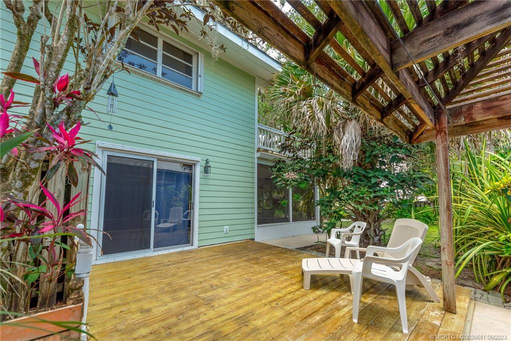 615 Southwest Rustic Circle Stuart, FL 34997 - Photo 18 of 19 Gallery Image 18